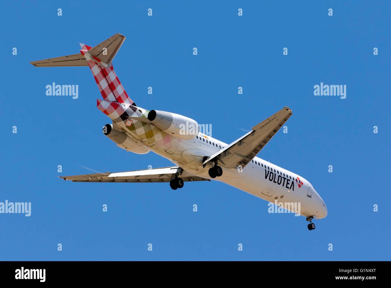 Volotea Boeing 717-2BL [EI-FGI] on long finals for runway 31. Volotea is a low cost Spanish Airline. Stock Photo