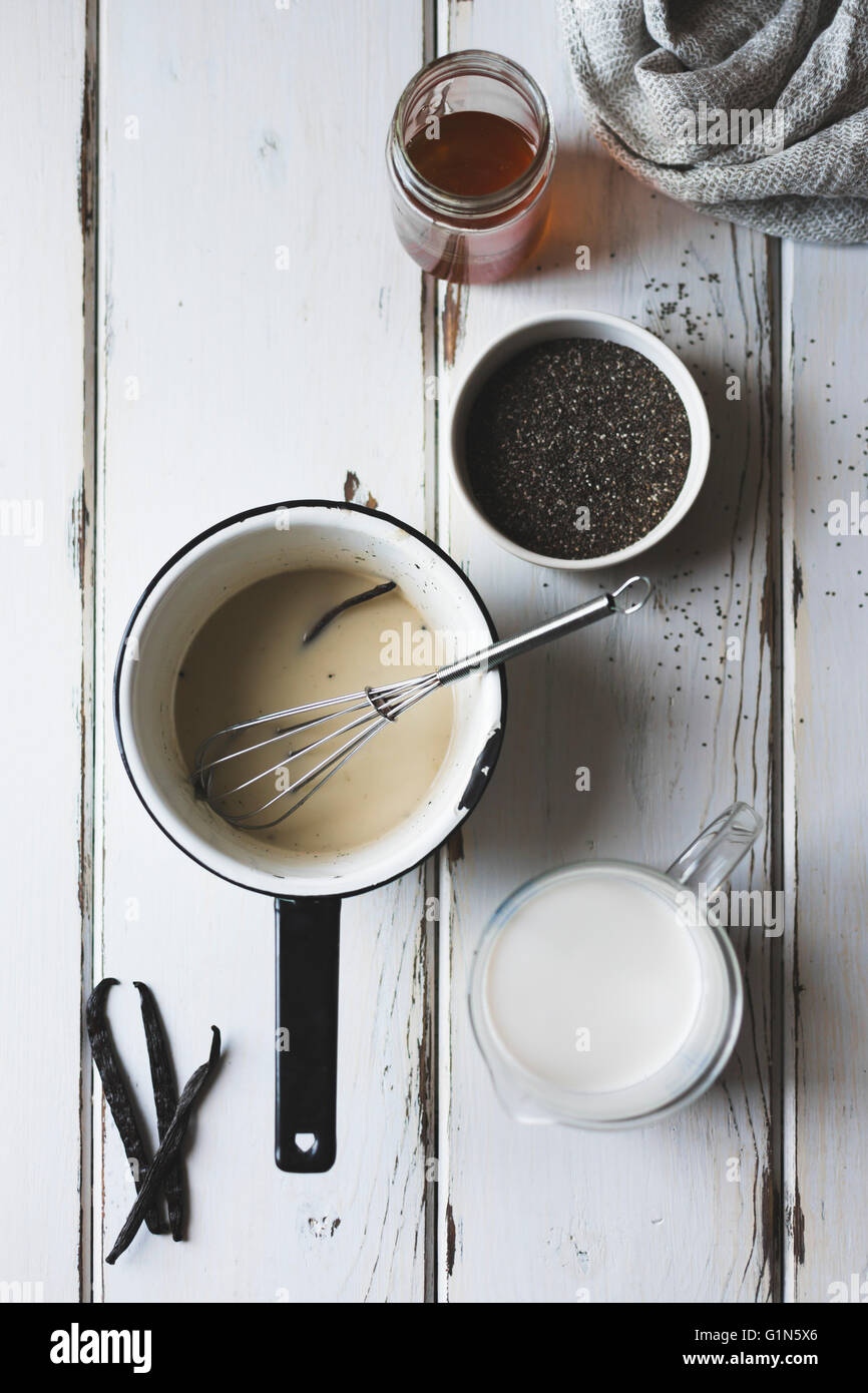 Whisking ingredients hires stock photography and images Alamy