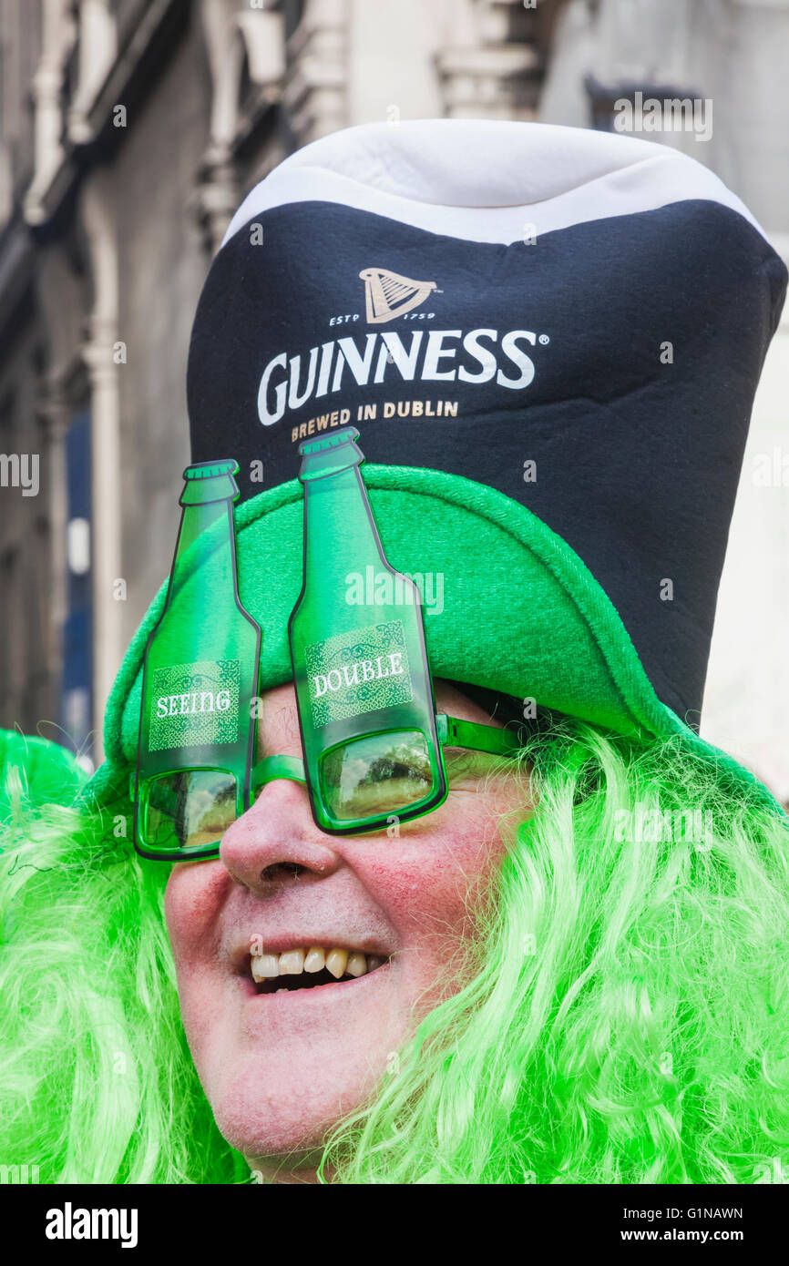 Guinness hat hi-res stock photography and images - Alamy