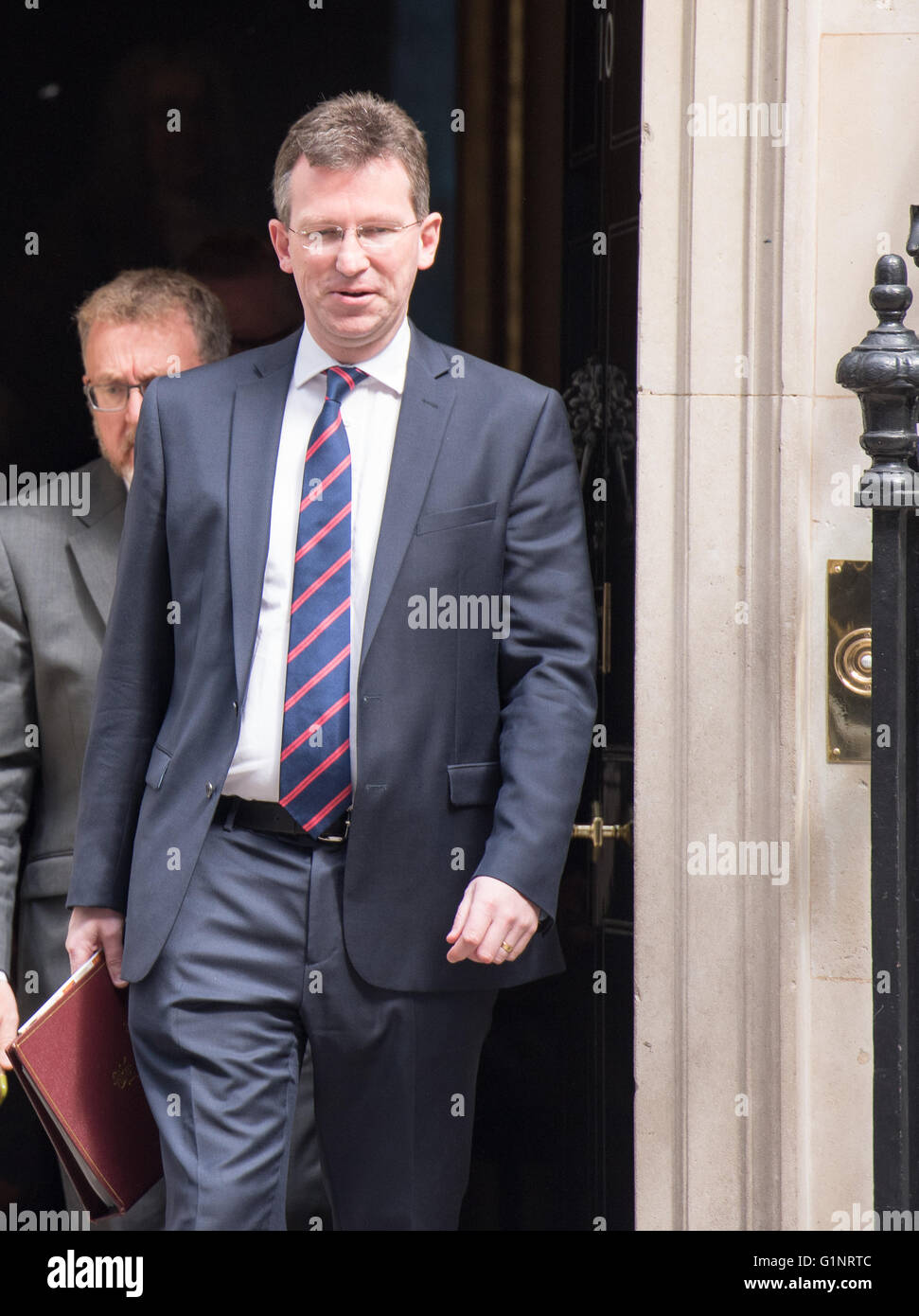 London, UK, 17th May 2016,Greg Clark, Communities and Local Government Secretary,, leaves 10 Downing Street Credit:  Ian Davidson/Alamy Live News Stock Photo
