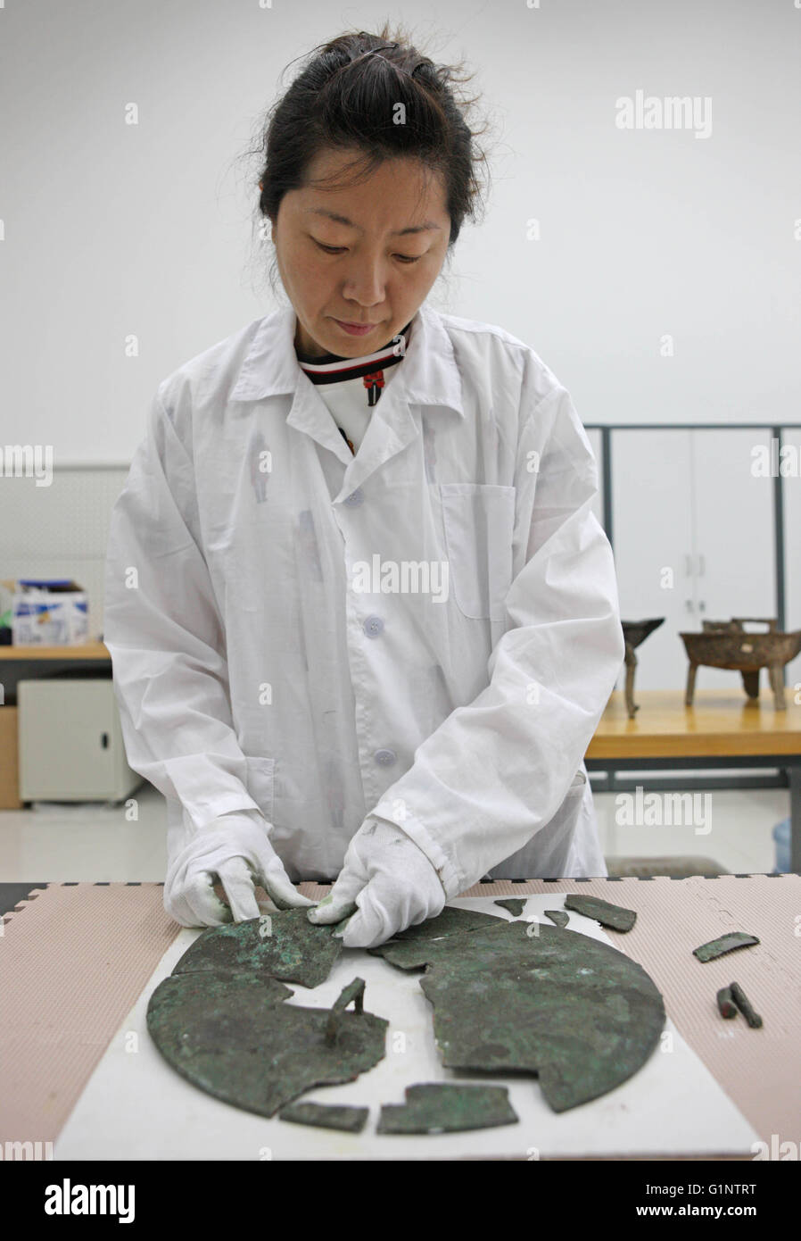 Cultural relic repair technician hi-res stock photography and images ...