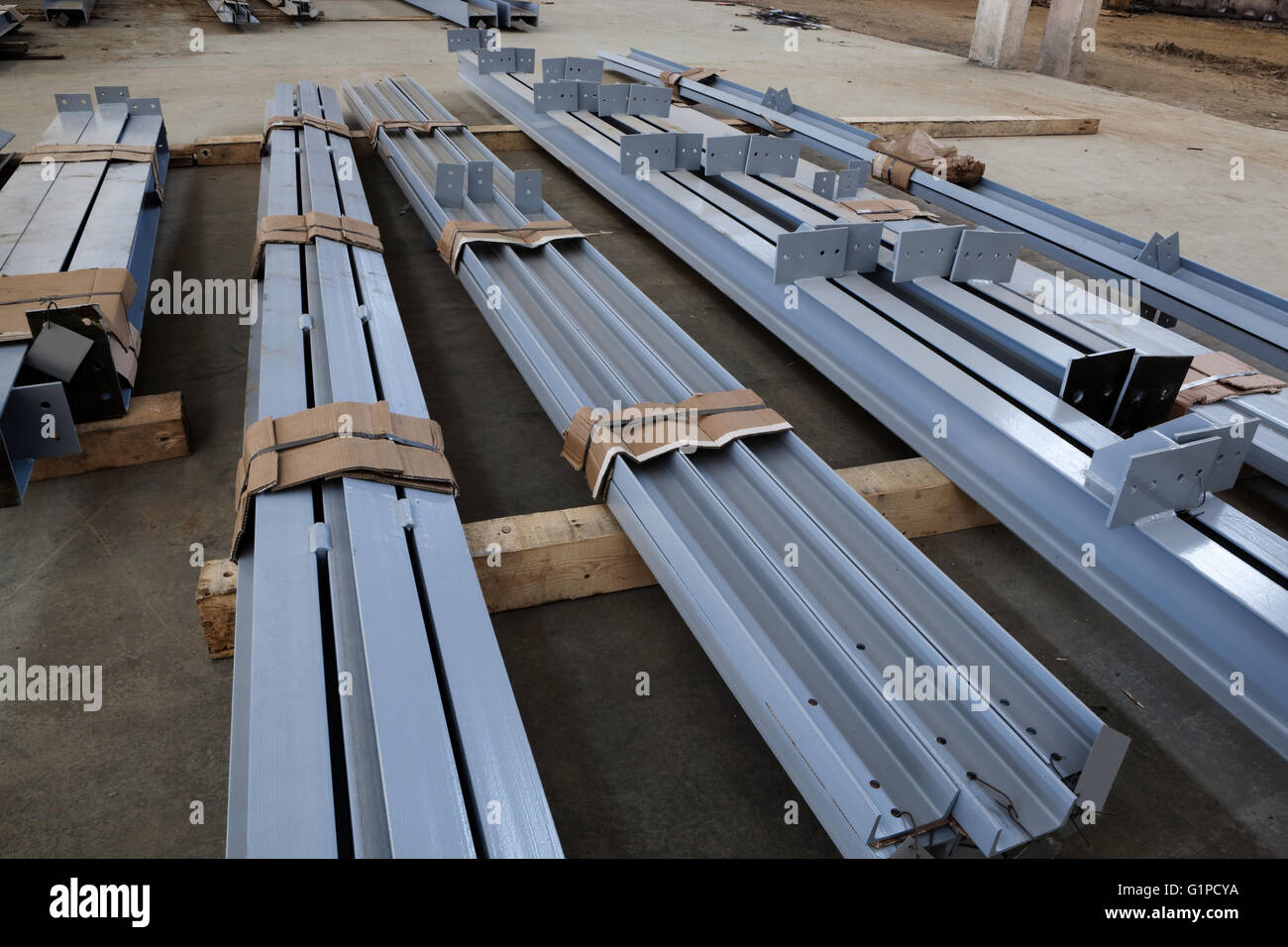 new welded metal beams on modern plant Stock Photo - Alamy