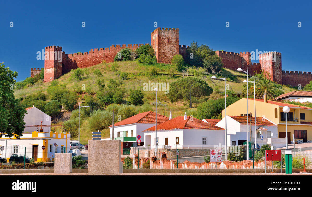 Portugal, Algarve: View to moorish castle of Silves Stock Photo