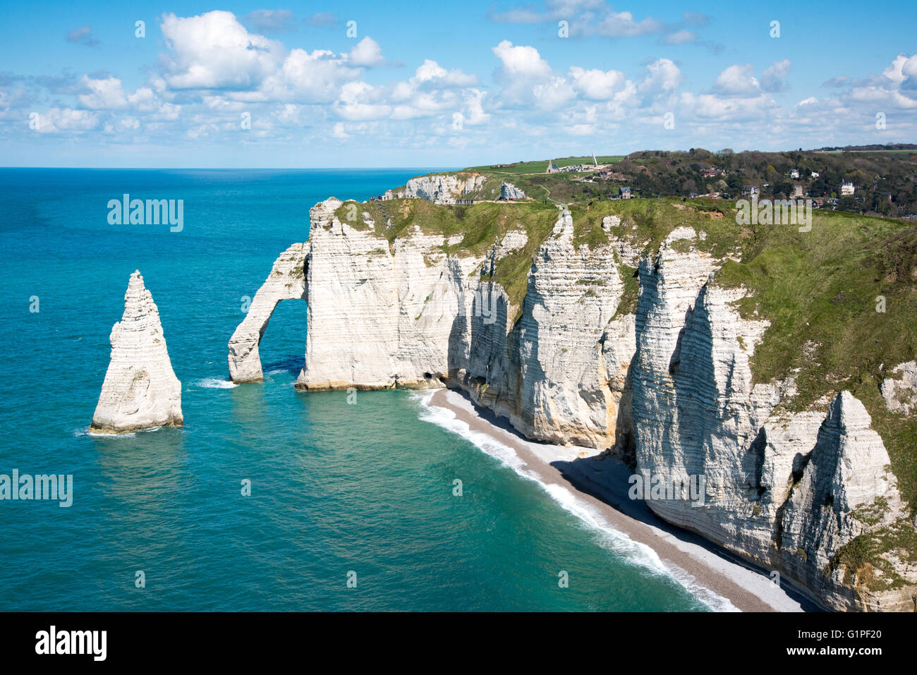 Etretat the needle rock and porte daval hi-res stock photography and ...