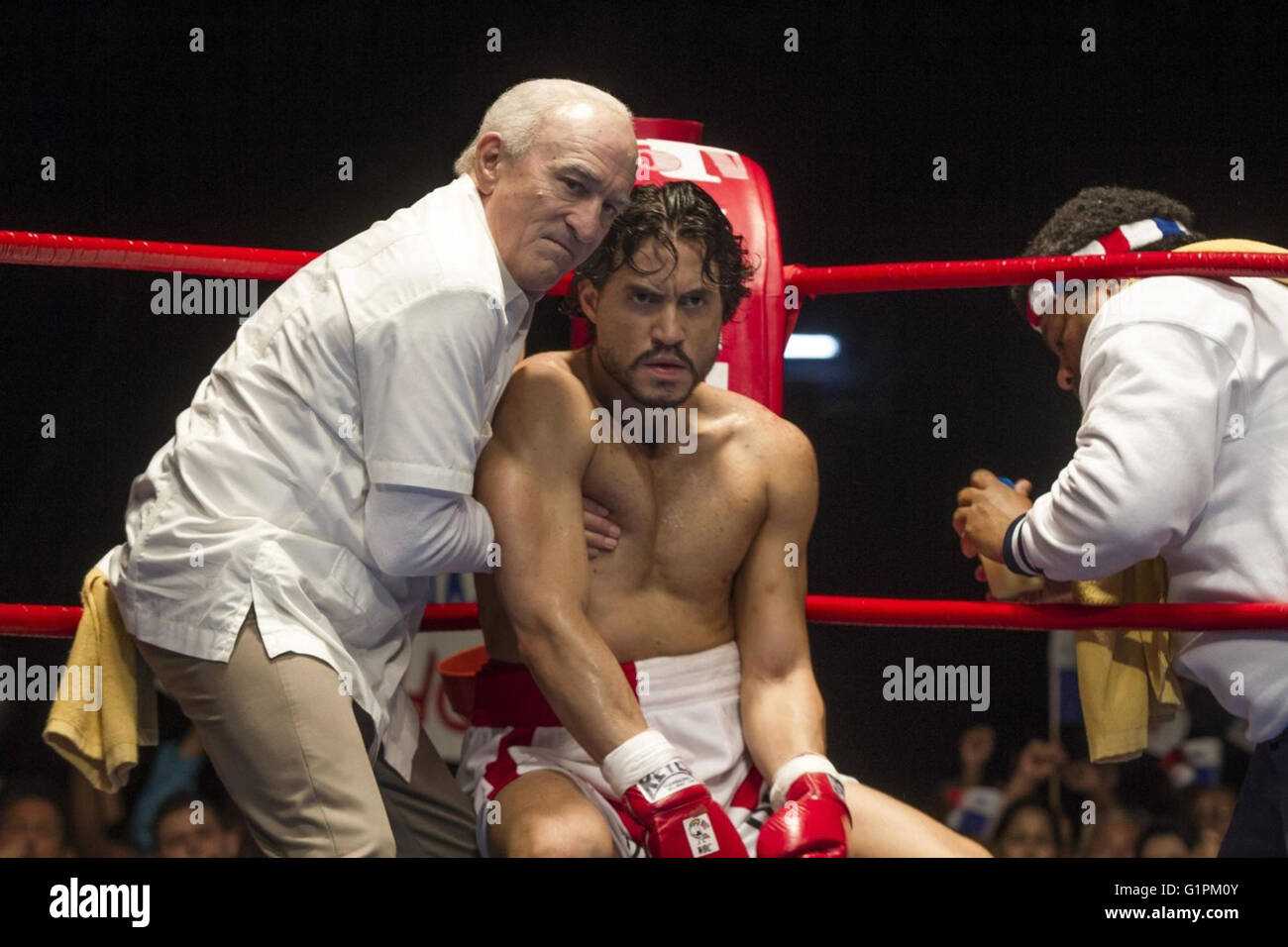 Ana de armas hands of stone hi-res stock photography and images - Alamy