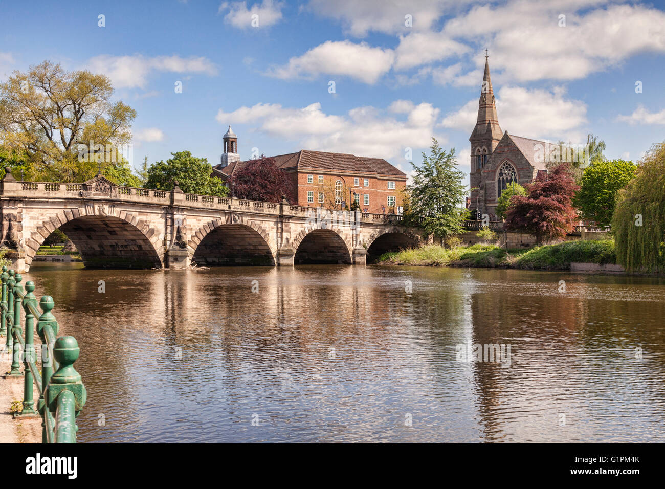 The English Bridge on the River Severn, Shrewsbury, Shropshire, England