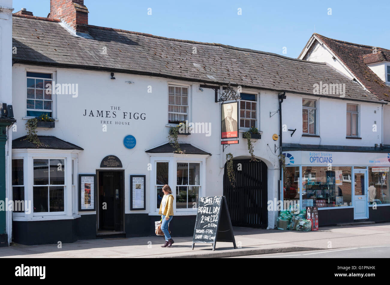 17th century 'The James Figg' free house, Cornmarket, Thame, Oxfordshire, England, United Kingdom Stock Photo