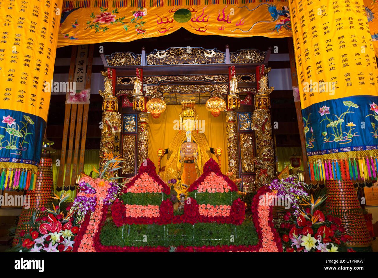 Chinese buddhist temple at Shizishan Park in Nanjing, China Stock Photo