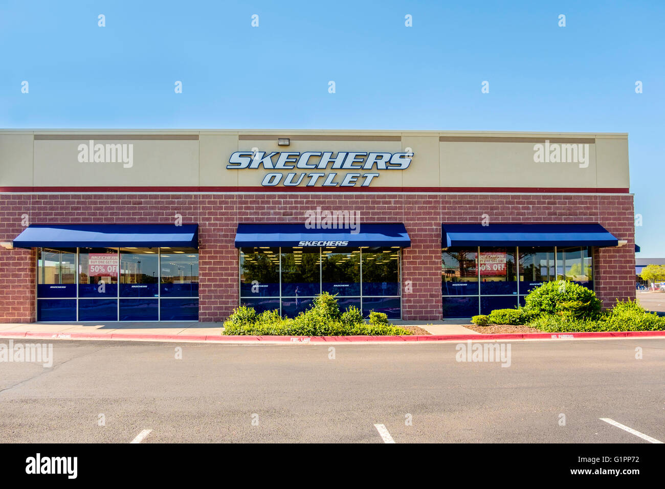 Exterior outlet hi-res stock photography and images - Alamy