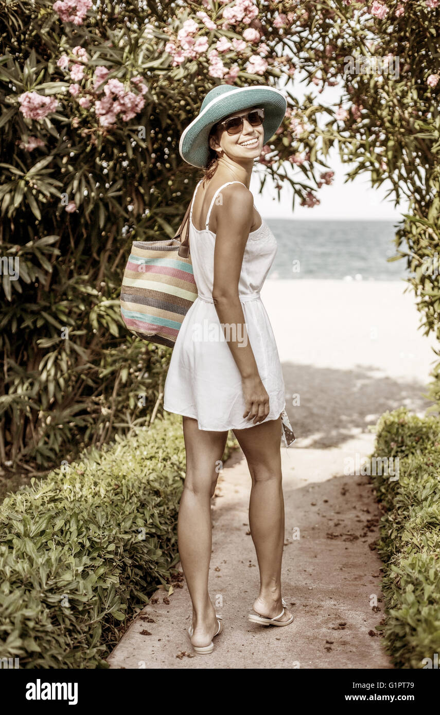 Vintage happy woman hi-res stock photography and images - Alamy