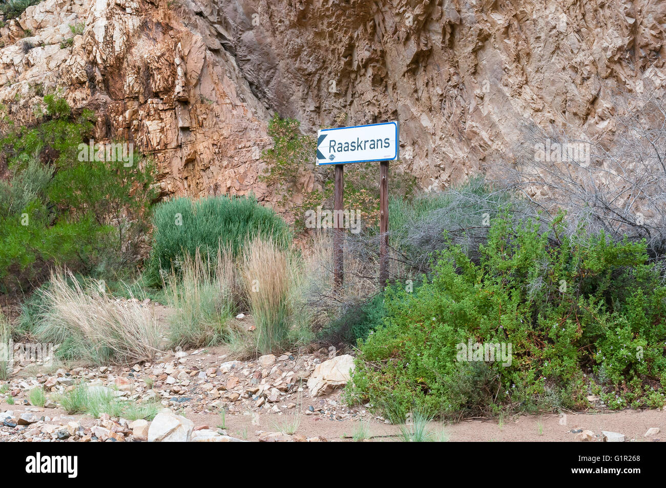 A cliff called Raaskrans (noisy cliff) in the Nuwekloofpas (new valley pass) in the Baviaanskloof (baboon valley) on a rainy day Stock Photo