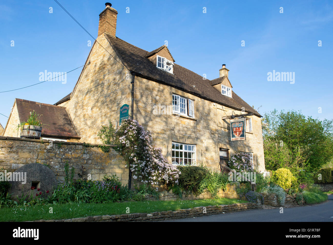Bakers Arms Pub in evening sunlight. Broad Campden, Gloucestershire