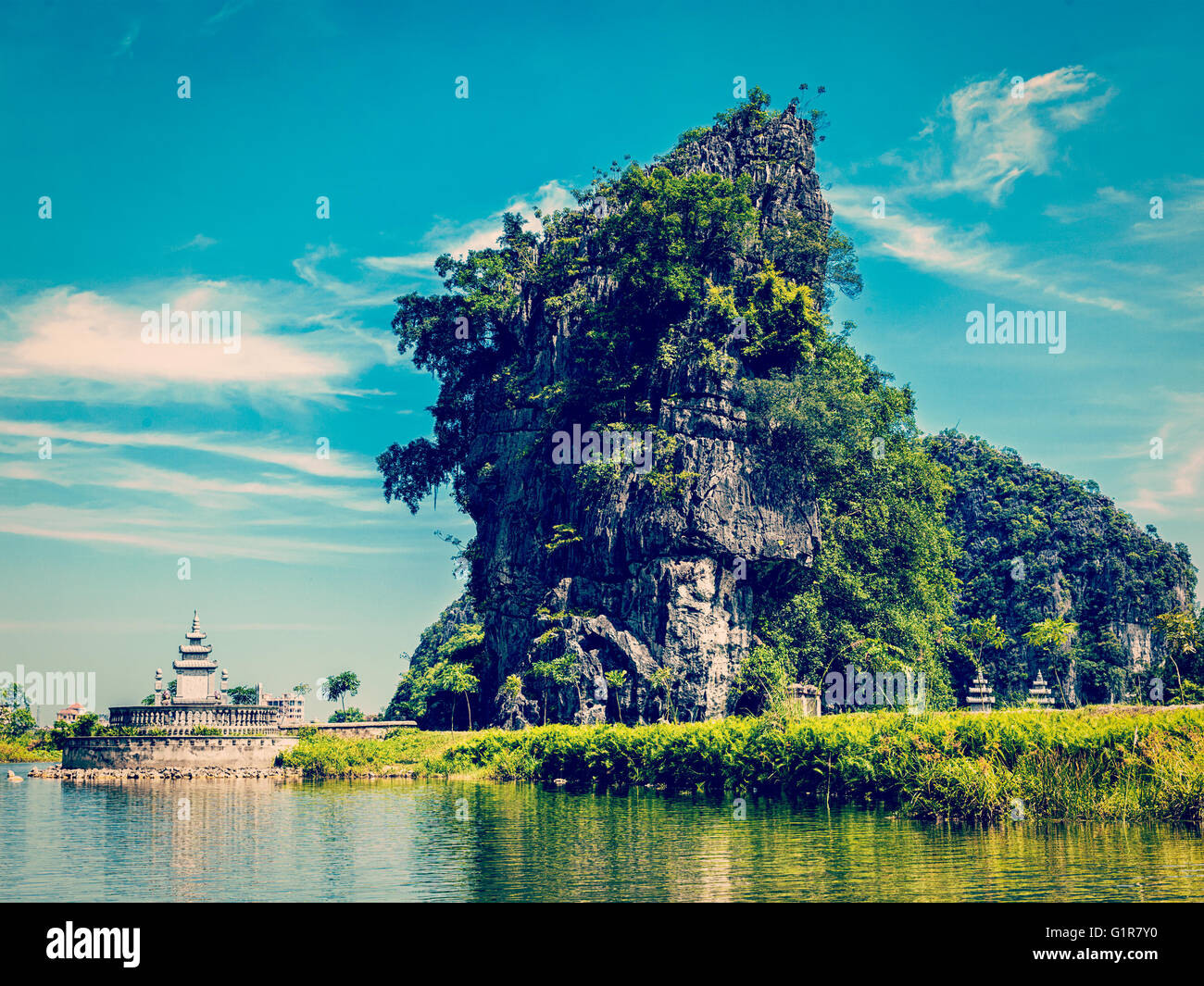 Tam towers hi-res stock photography and images - Alamy