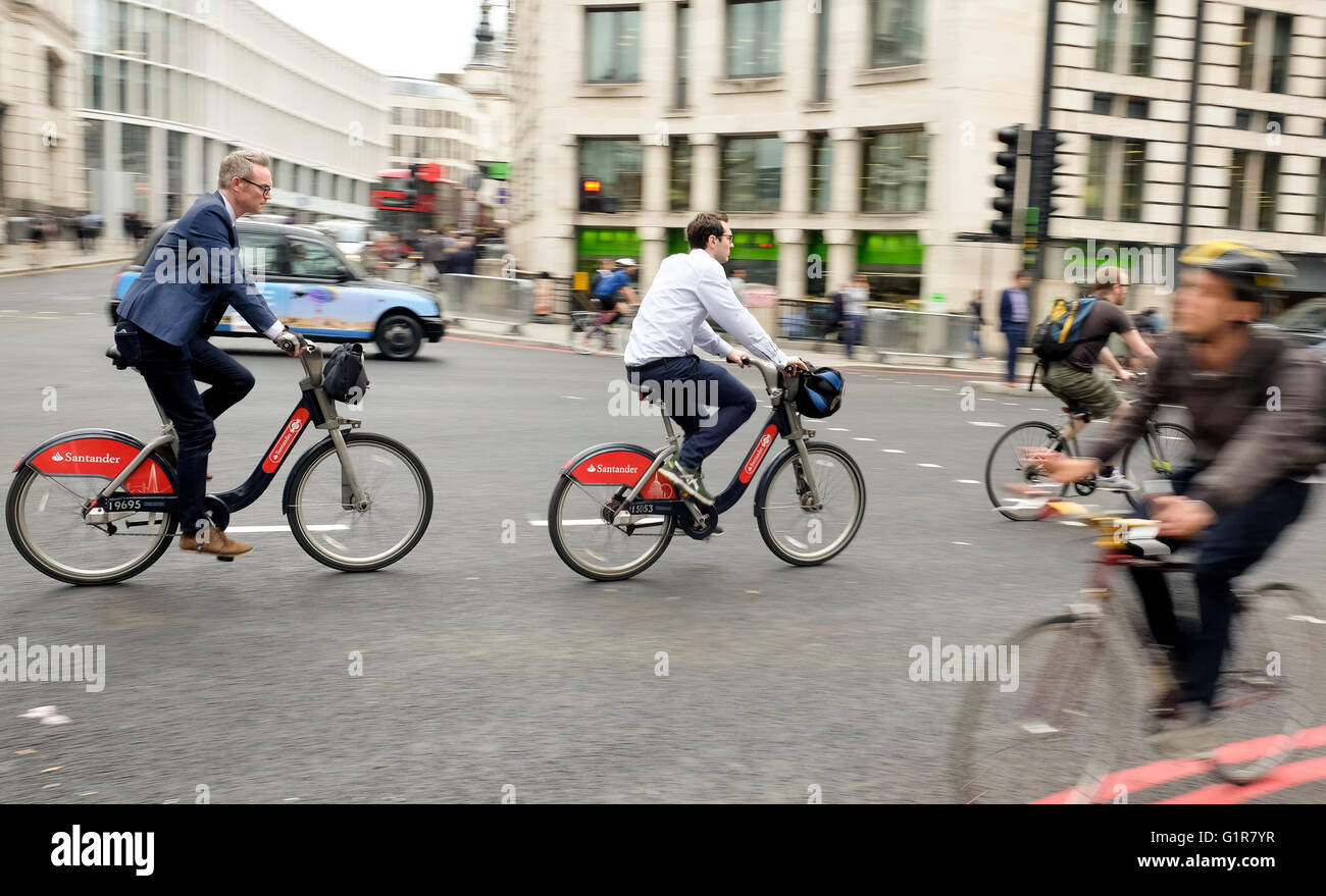 Cyclists on North-South Cycle Superhighway undertaking  the evening commute from the centre of the city of London to cycle home. Stock Photo