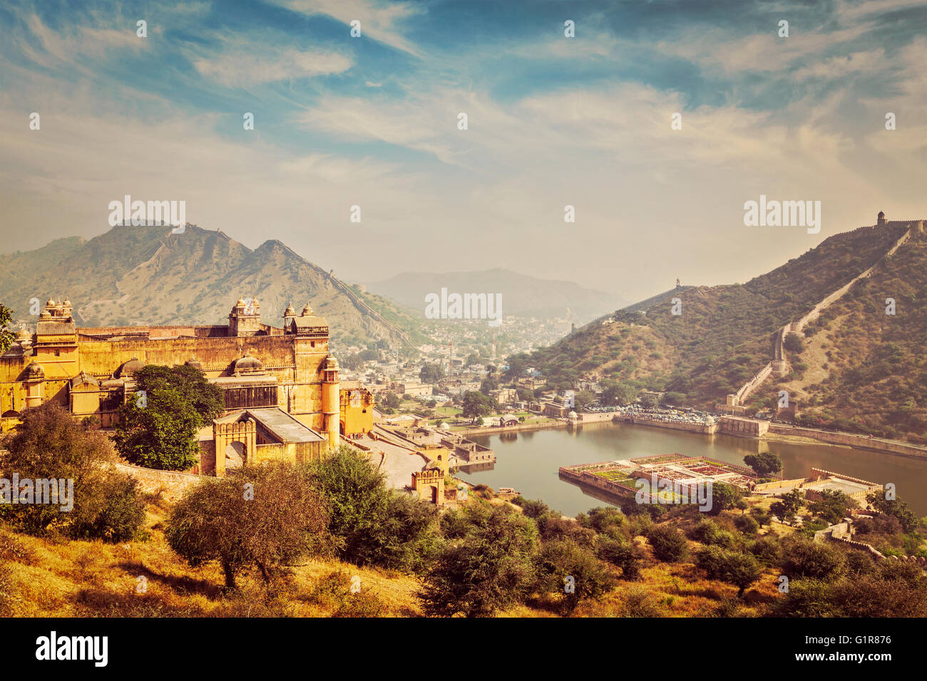 Amer fort jaipur hi-res stock photography and images - Alamy