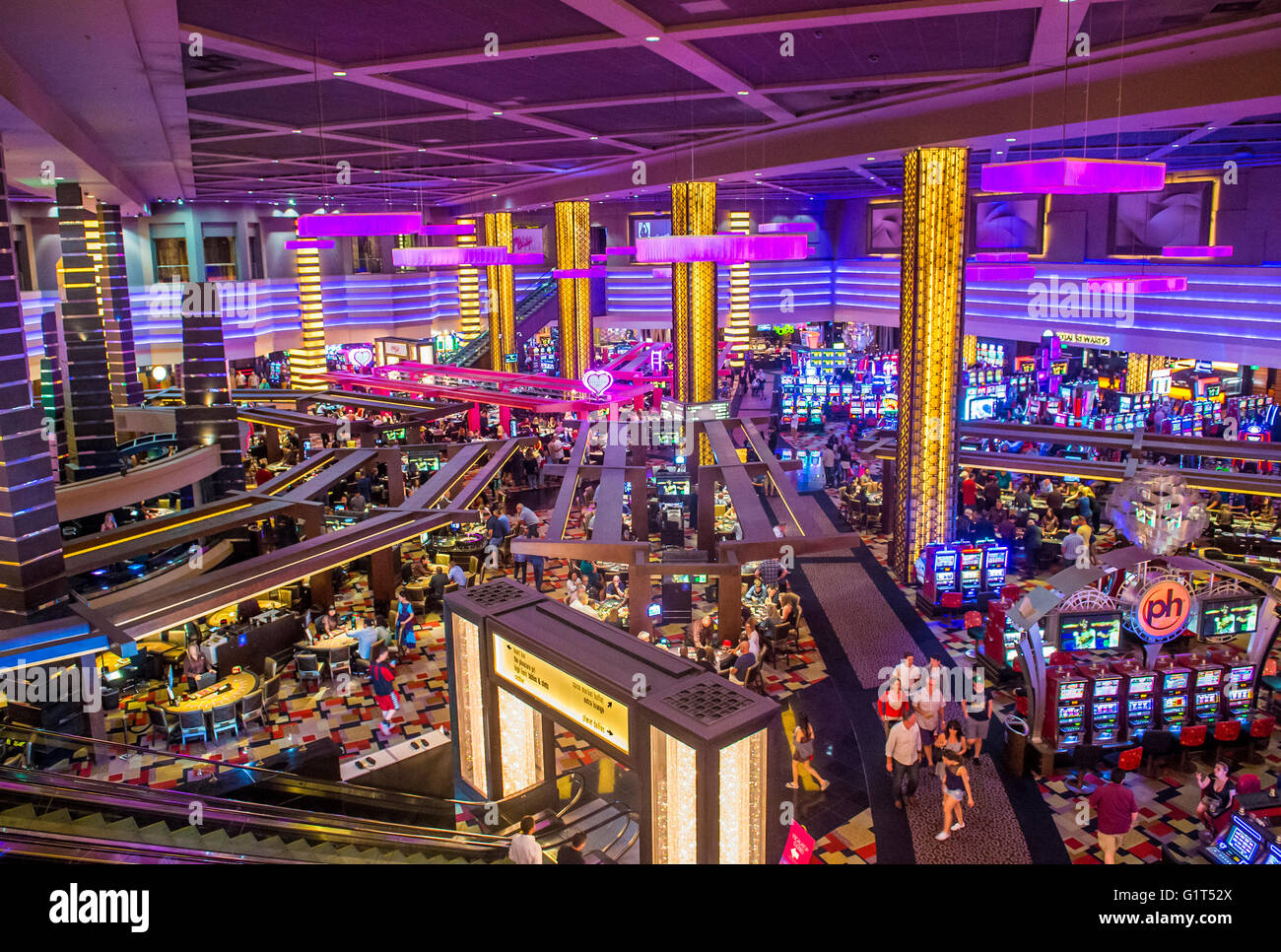 Planet hollywood hi-res stock photography and images - Alamy