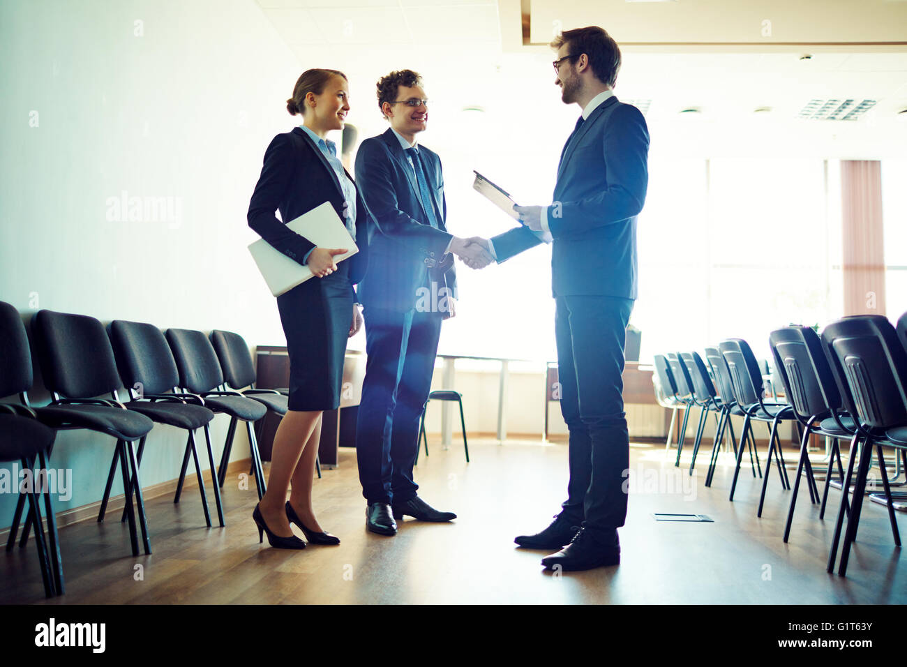 Boardroom people hi-res stock photography and images - Alamy