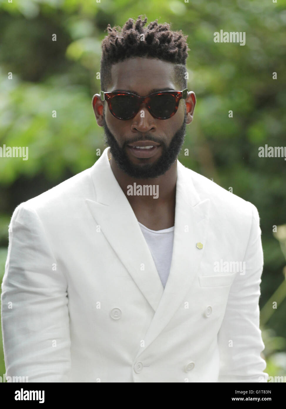 Burberry sunglasses on sale mens 2015