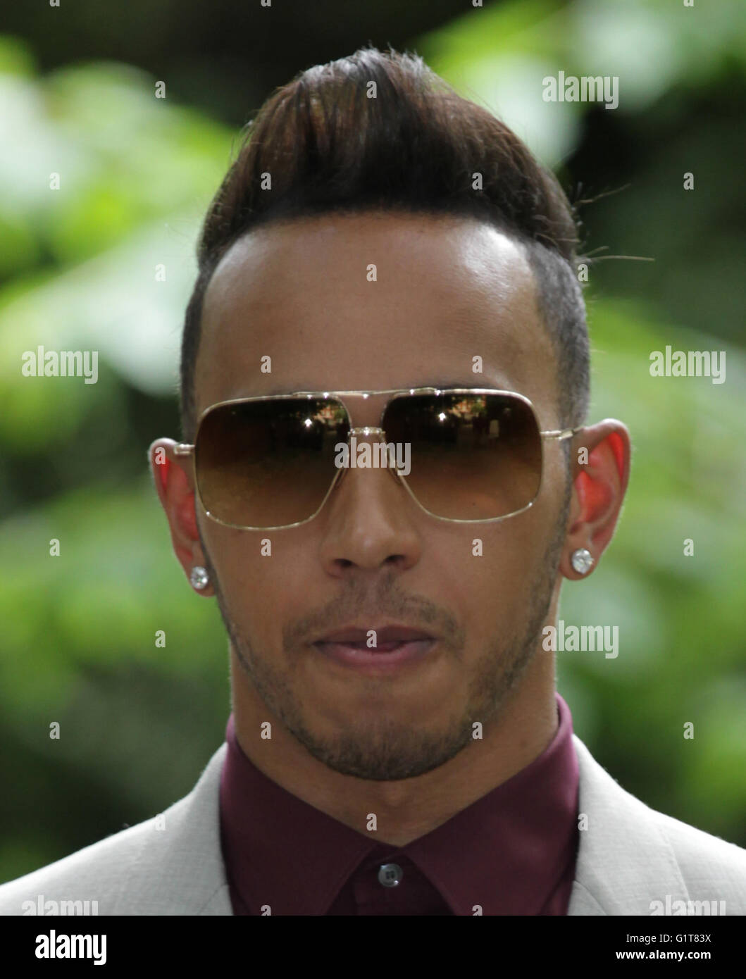 Burberry sunglasses on sale mens 2015