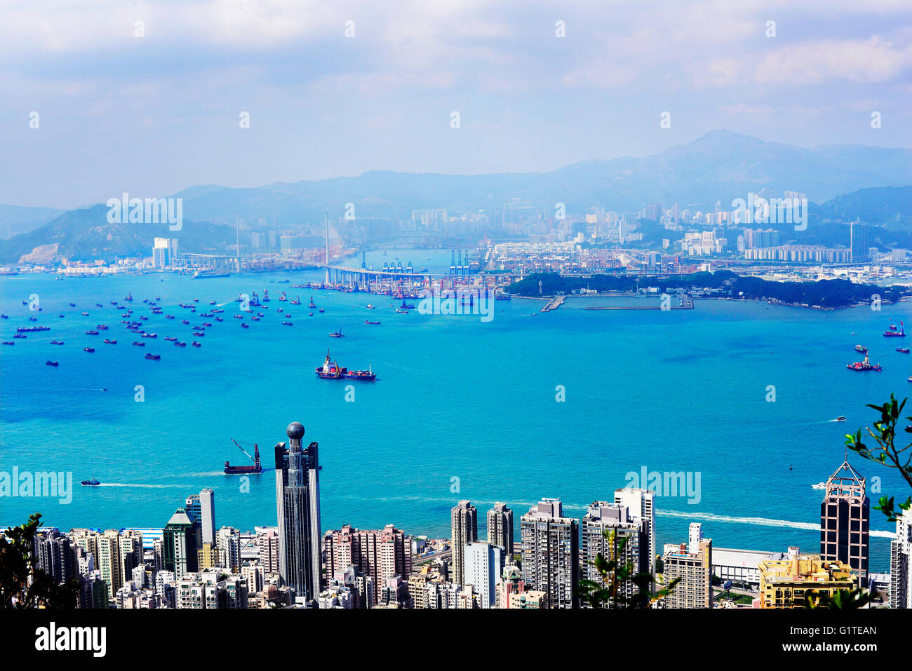 A view of Victoria harbor and Hong Kong's port Stock Photo - Alamy