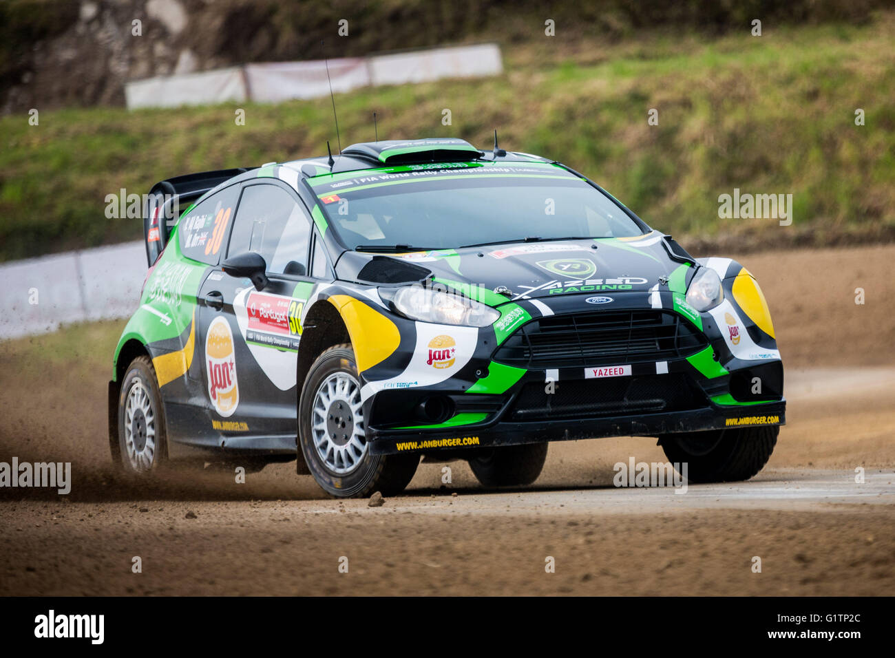 Baltar, Portugal. 19th May, 2016. Yazeed Al Rajhi (SAL) and Michael Orr (GBR) in Ford Fiesta RS WRC of Yazeed Racing Team during WRC Vodafone Rally de Portugal 2016 Shakedown in Baltar, Portugal, Credit:  Diogo Baptista/Alamy Live News Stock Photo