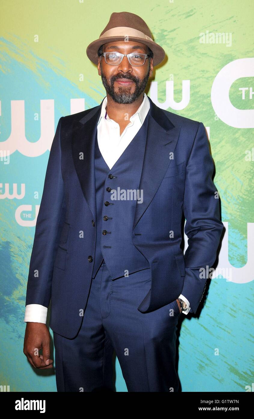 New York, NY, USA. 19th May, 2016. Jesse L Martin at arrivals for The CW Upfronts 2016, The London Hotel, New York, NY May 19, 2016. Credit:  Kristin Callahan/Everett Collection/Alamy Live News Stock Photo