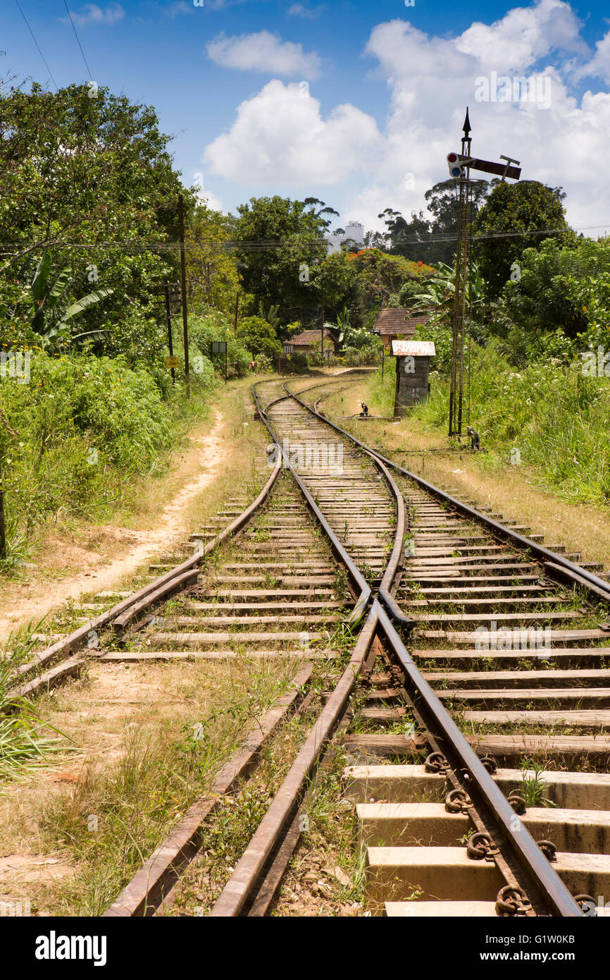 Sri Lanka, Ella, Railway Station, raiway tracks Stock Photo 104426207 Alamy