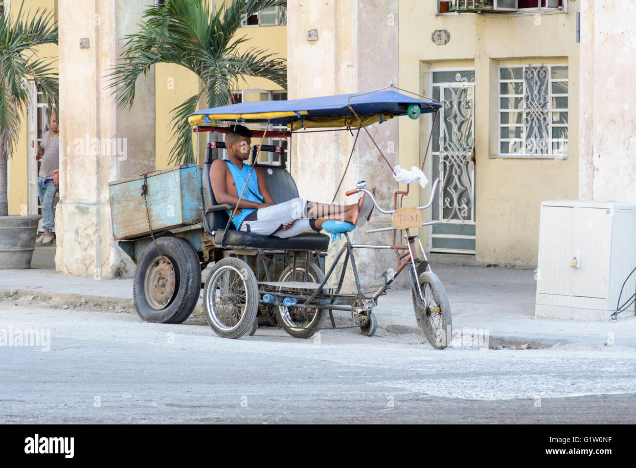 Traditional bicycle taxi in Havana, Cuba Stock Photo Alamy