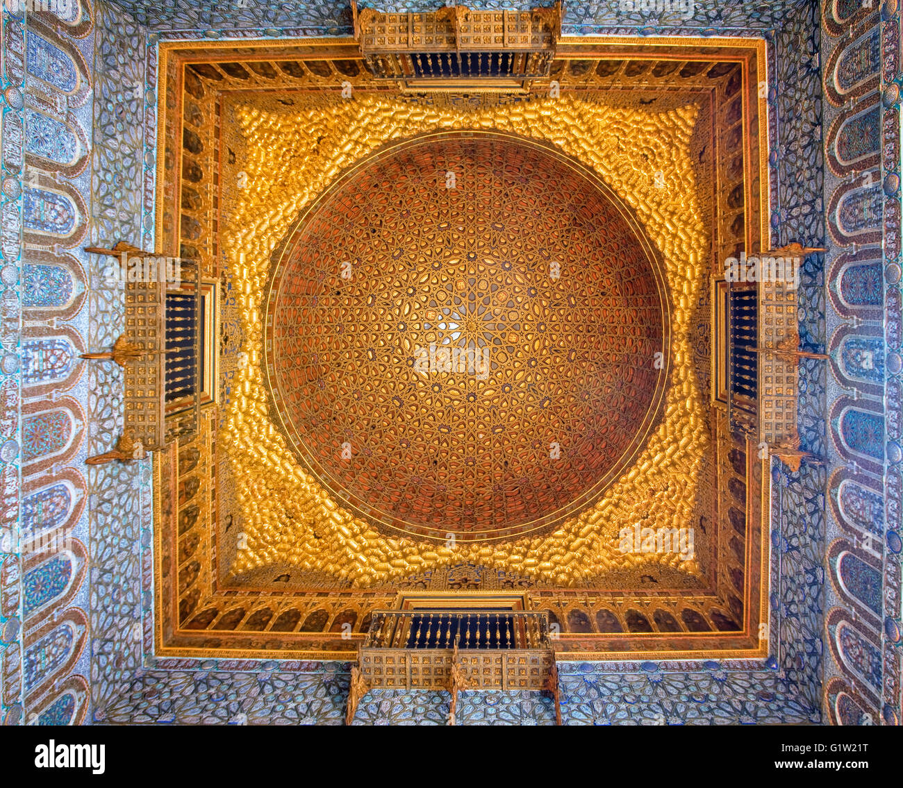 Elaborate gilded dome ceiling in the Alcazar, Sevilla Stock Photo