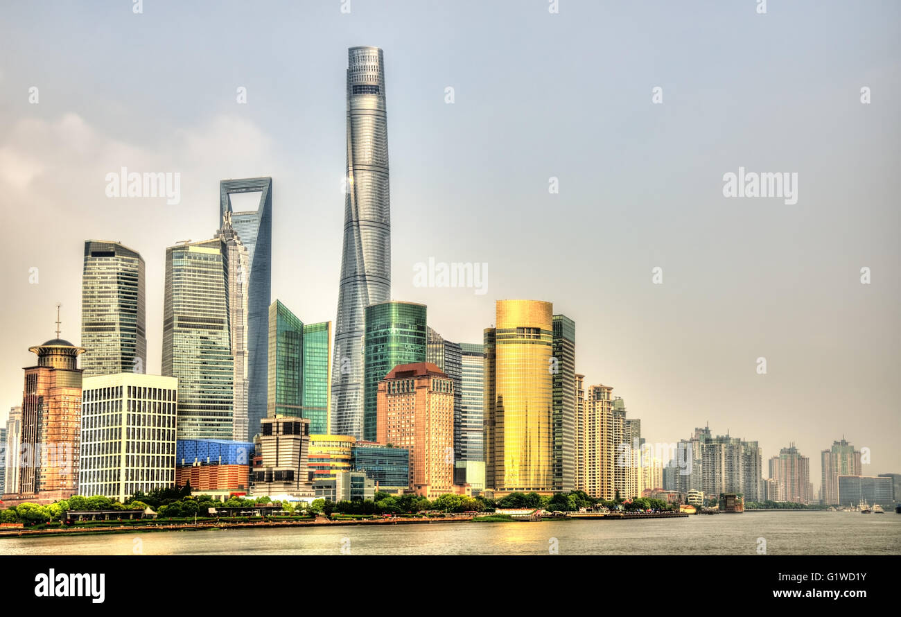 Shanghai skyline above the Huangpu River in China Stock Photo