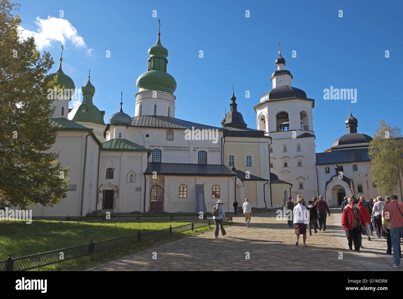 Monastery buildings seen from the Holy Gate, entrance to Kirillov-Belozersky Monastery, north of Vologda, Russia. Stock Photo