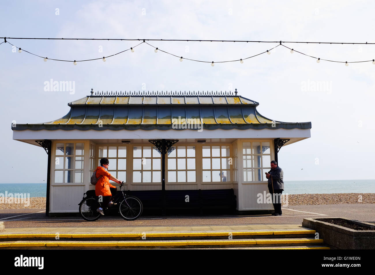 Worthing seafront town architecture hires stock photography and images