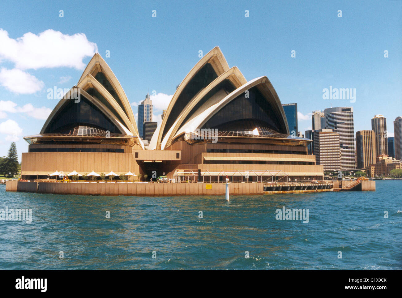 The Opera house in the harbor Stock Photo Alamy