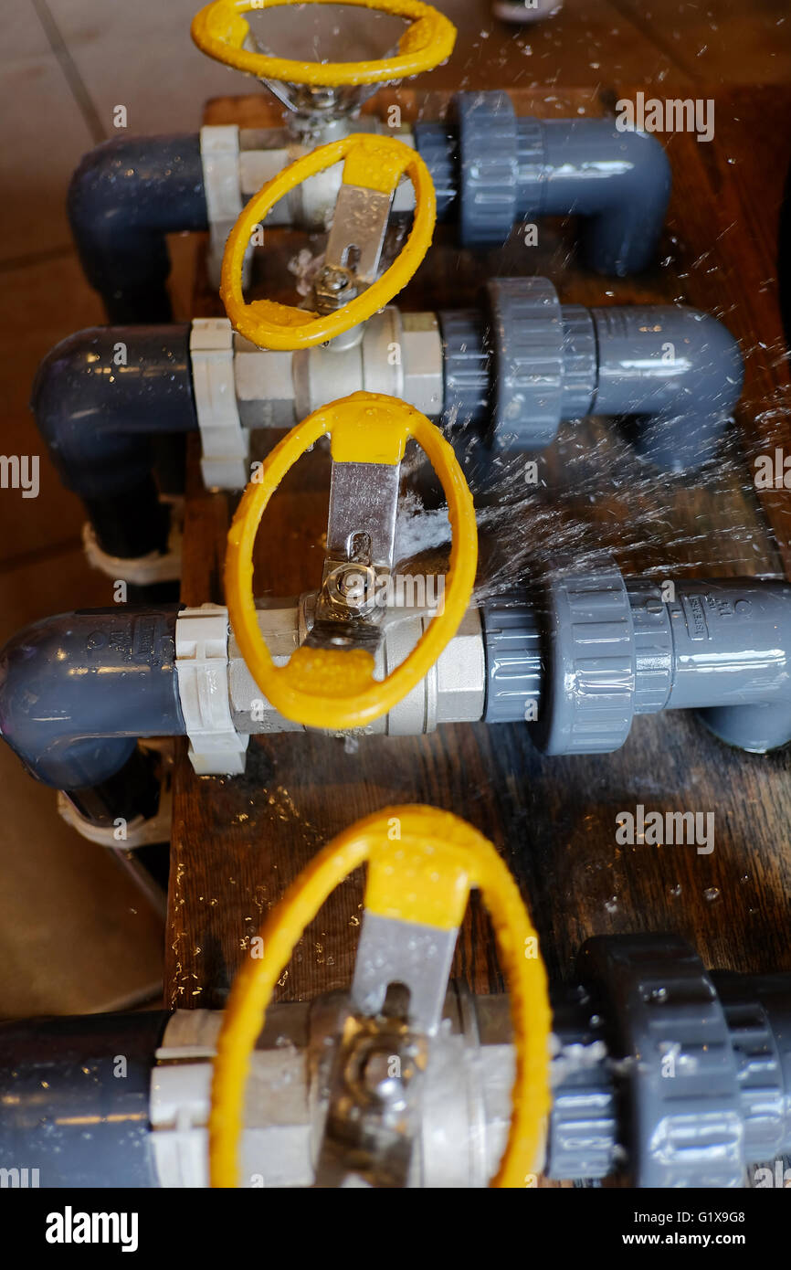 Valve on off hi-res stock photography and images - Alamy