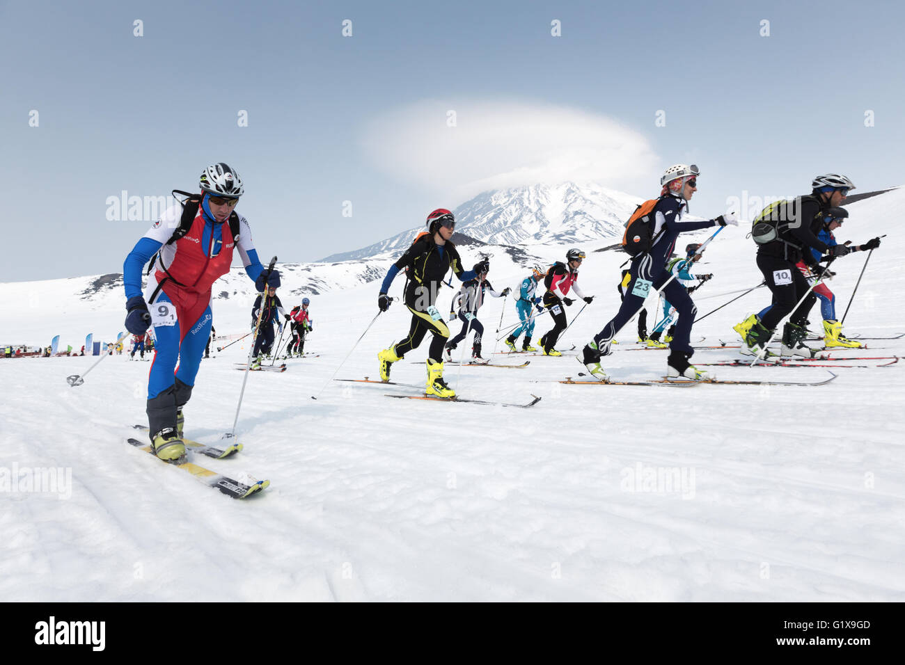 Mountaineering Racing Race team sport hi-res stock photography and images - Alamy