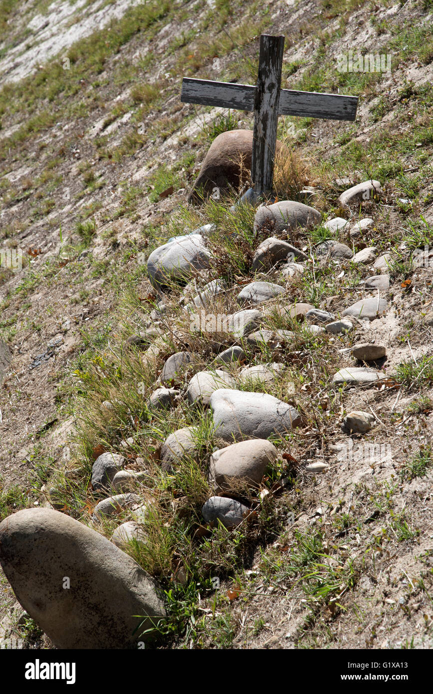 Unmarked grave hires stock photography and images Alamy