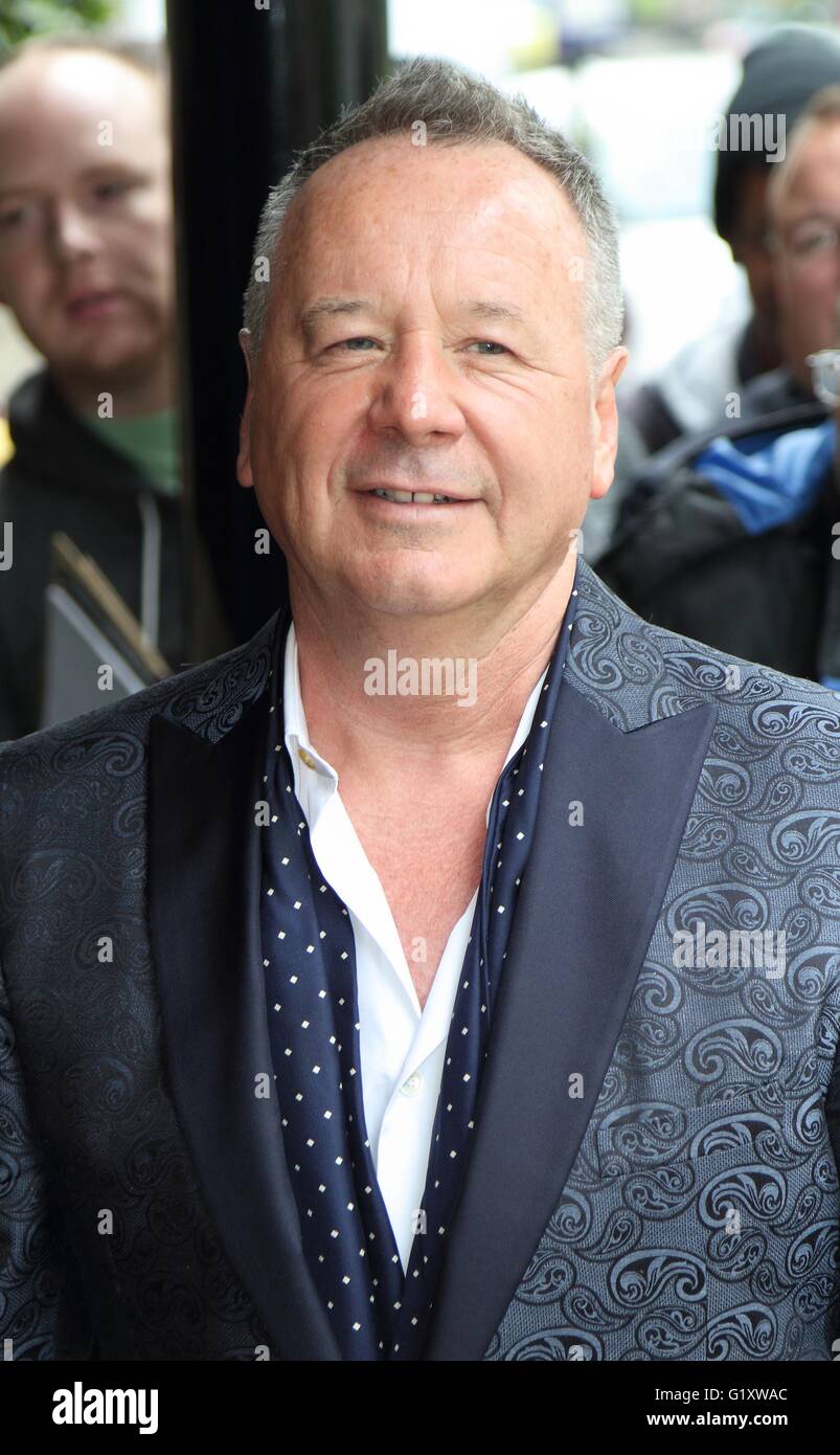 London, UK. Jim Kerr at Ivor Novello Awards at the Grosvenor House Hotel, Park Lane, London on May 19th 2016. Ref: LMK73 -60315-200516 Keith Mayhew/Landmark Media.  WWW.LMKMEDIA.COM. Stock Photo