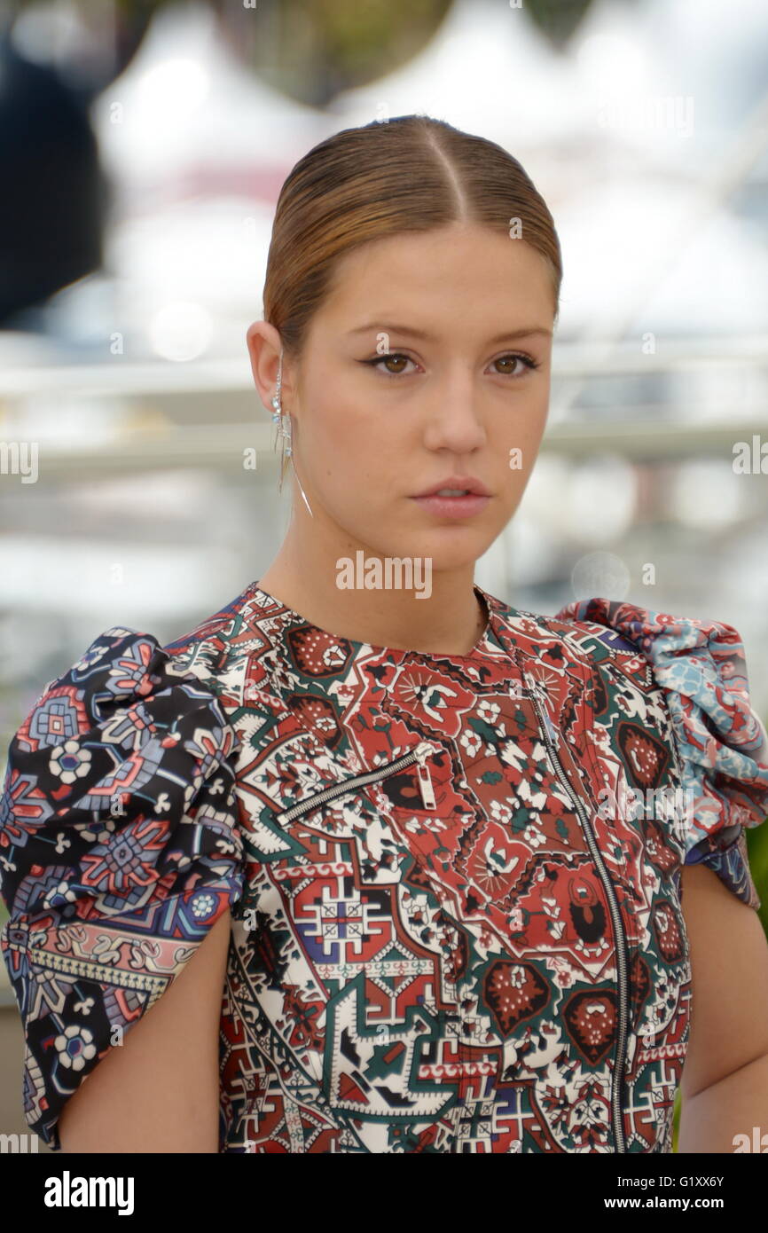 Cannes, France. 20th May, 2016. Adele Exarchopoulos attends 'The Last ...