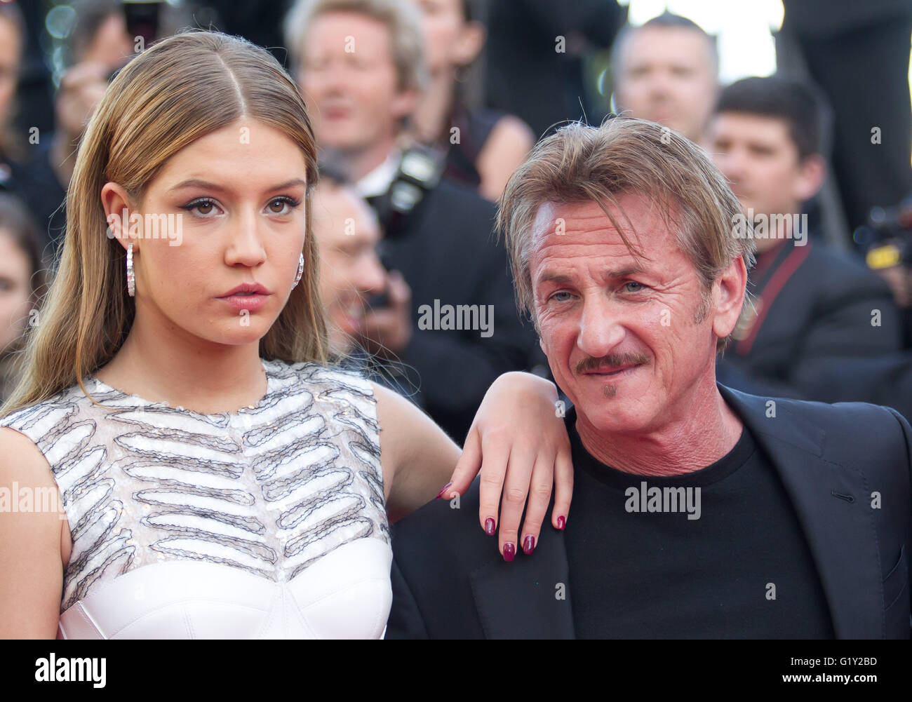 Sean penn and adele exarchopoulos hi-res stock photography and