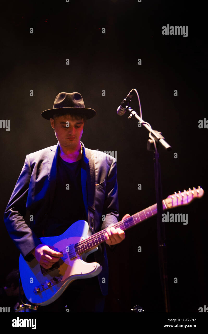 London, UK. 20th May, 2016. Peter Doherty plays live at the Hackney Empire in London, United Kingdom 20th May 2016. Kristian Buus/Alamy Live News Stock Photo