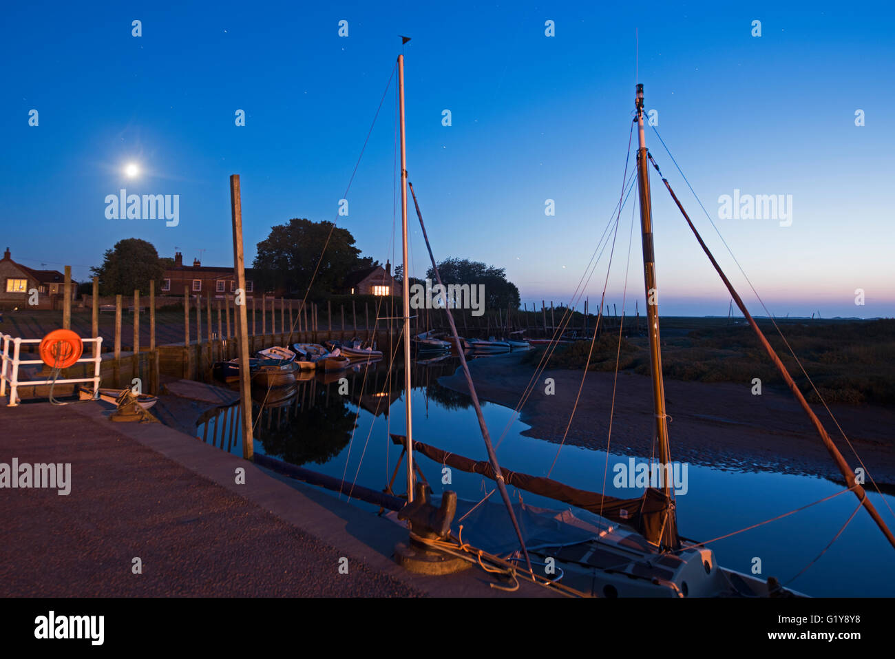 Blakeney quay hi-res stock photography and images - Alamy