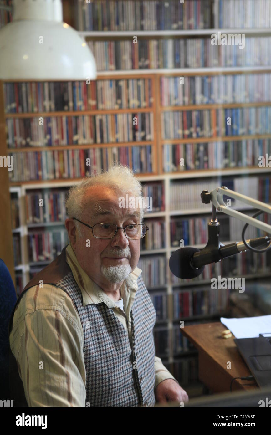 Charlie Fraser on air for the Oamaru Heritage Radio Stock Photo