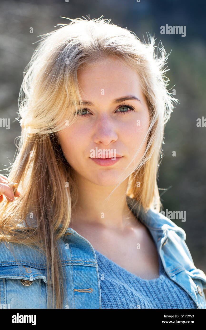 Woman long blonde hair portrait hi-res stock photography and images - Alamy