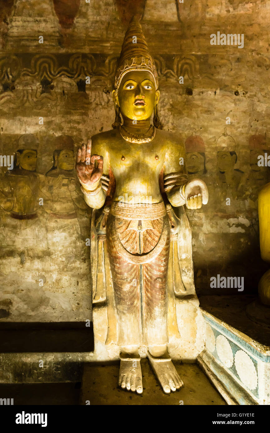 Buddhist statue, Cave of the Divine King, Dambulla, Sri Lanka Stock Photo