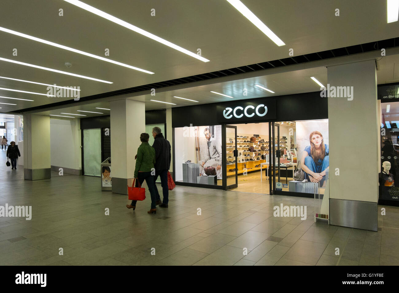 Ecco shoe shop in Regent Arcade, Regent Street in Cheltenham,  Gloucestershire, UK Stock Photo - Alamy