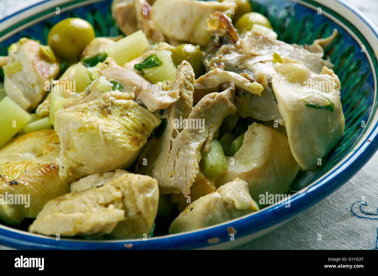 White chicken curry Indian Essence Stock Photo - Alamy