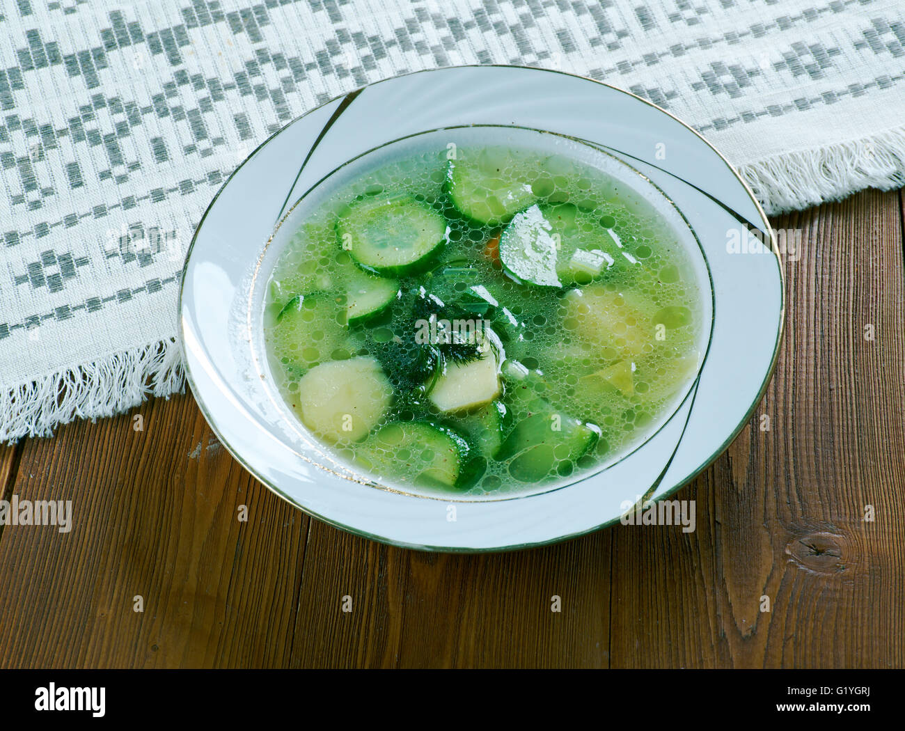 Spreewalder Gurken Suppe - German cucumber soup Stock Photo - Alamy