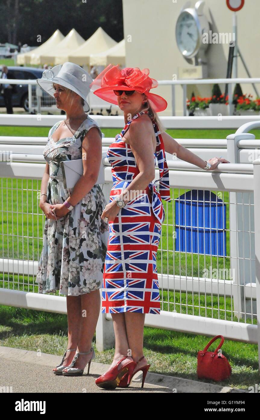 Two ladies dressed up for Ladies Day at Royal Ascot race meeting Stock  Photo - Alamy