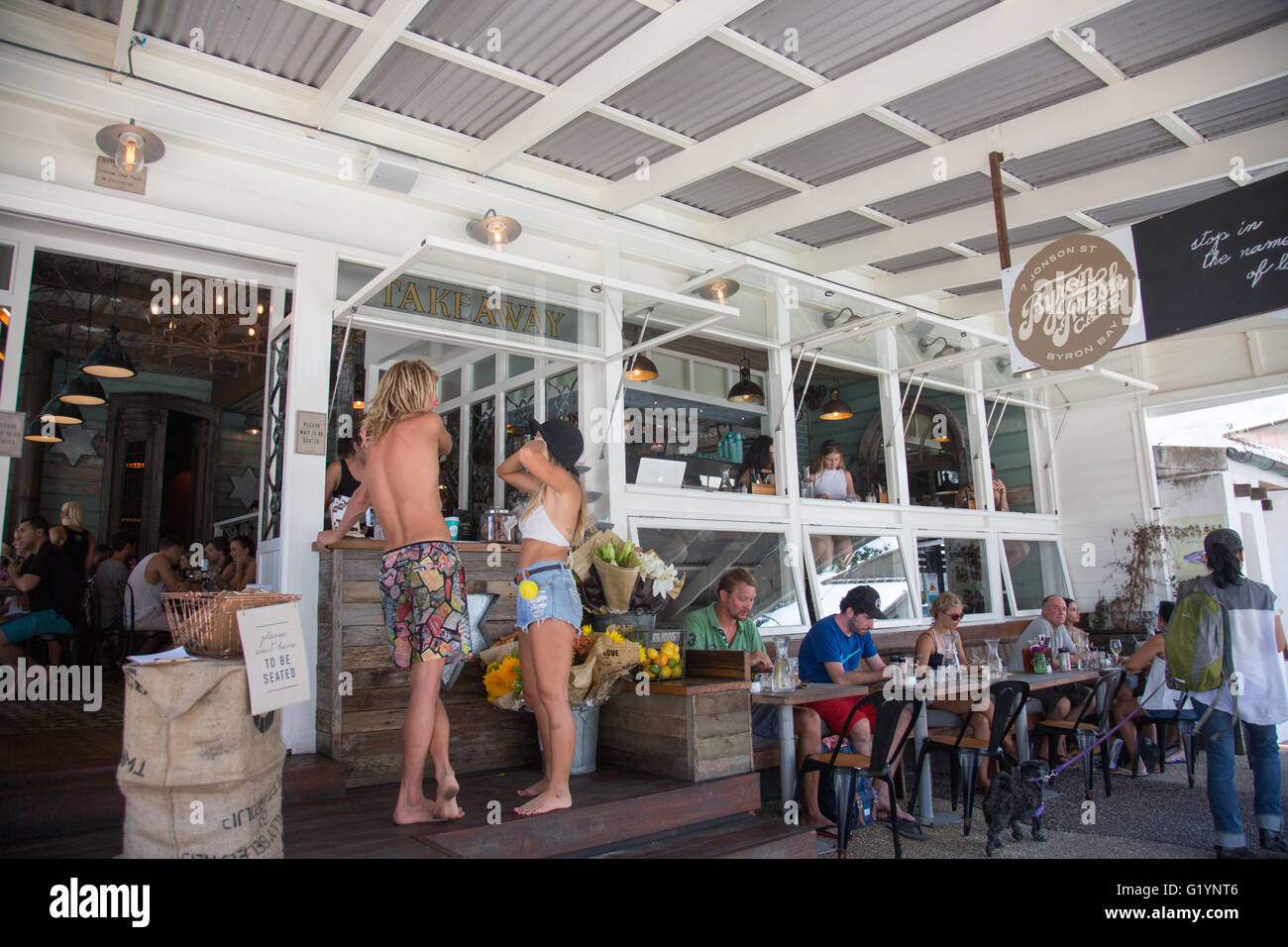 coffee shop and cafe in Byron Bay, popular holiday resort town in