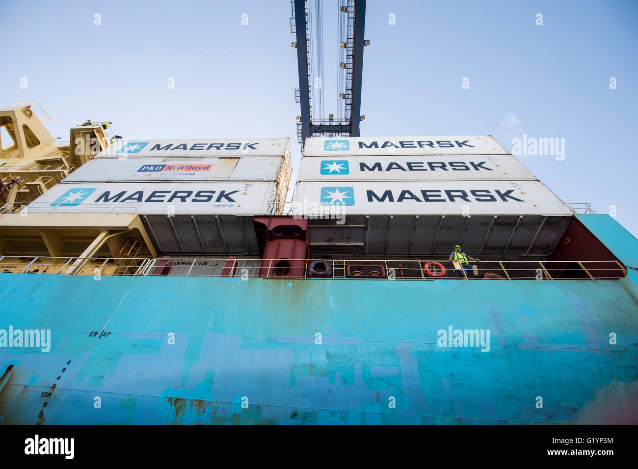 Container ship crane load hires stock photography and images Alamy